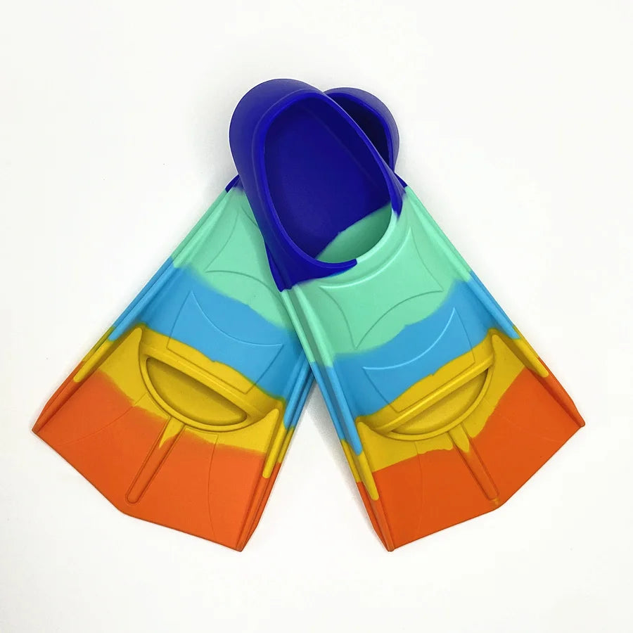 Comfortable Silicone Swim Fins Kids &Adults-Suitable Size for Beginners in Swimming,Diving-Ideal for Training Water Activities