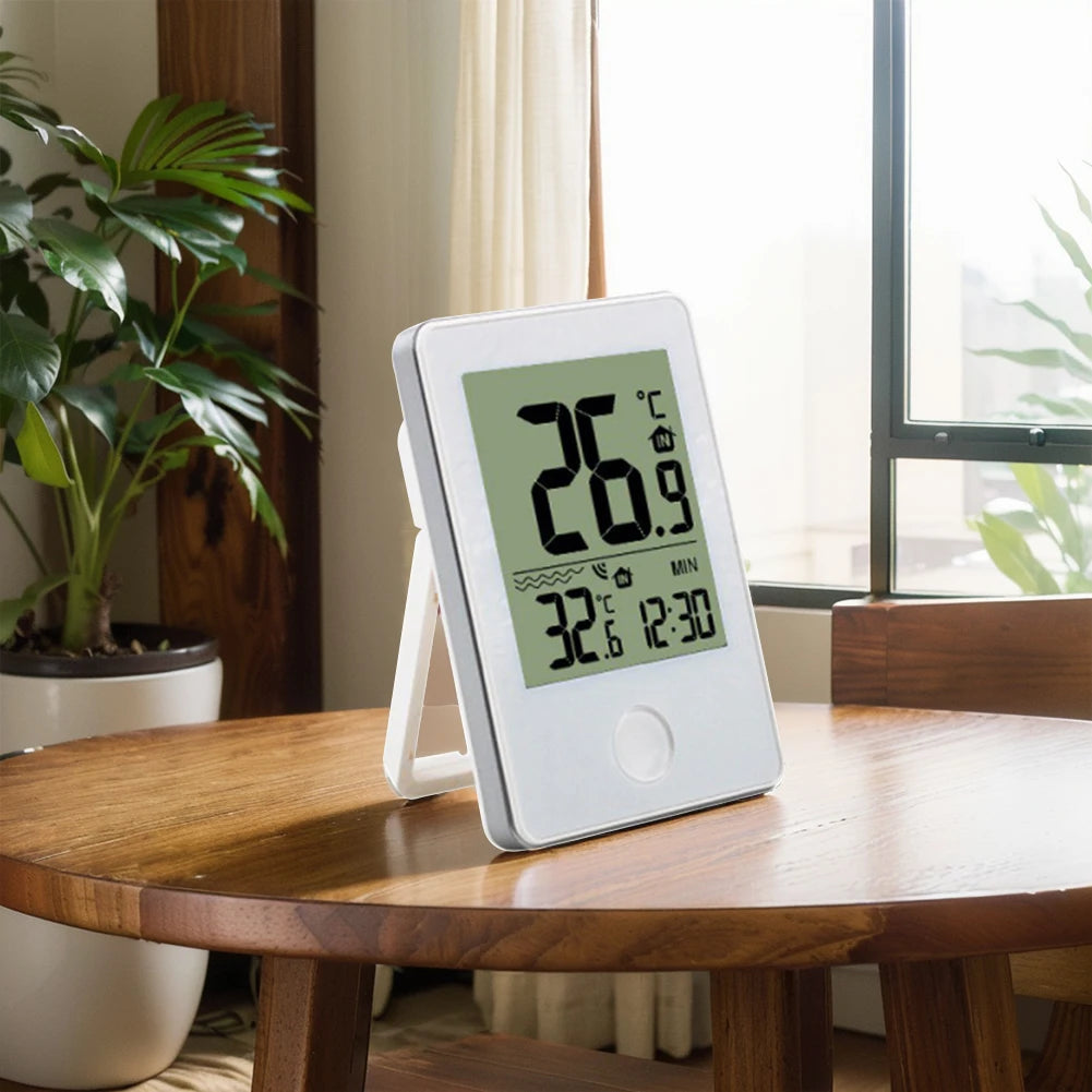 Wireless Floating Thermometer IPX8 Waterproof Digital Pool Thermometer Swimming Pool Thermometer for Swimming Pool Pond Bathtub